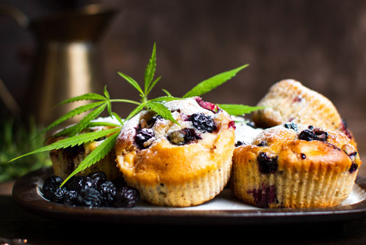Marijuana muffins met bosvruchten. Marijuana muffins met bosvruchten.