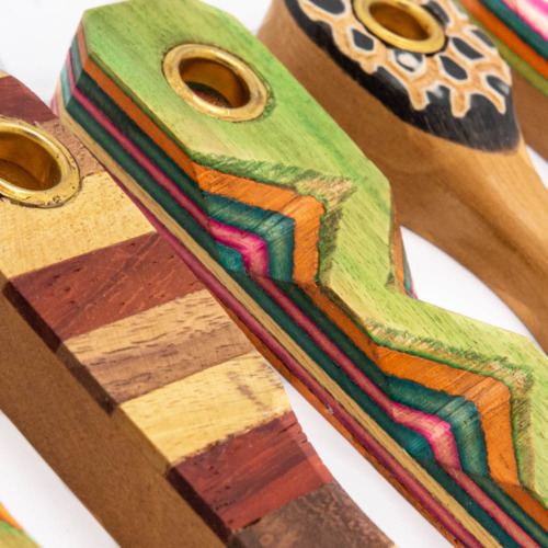 Kleurrijke Houten Wietpijpjes close-up