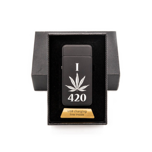 Novi Plasma Lighter I Love 420 Verpakking