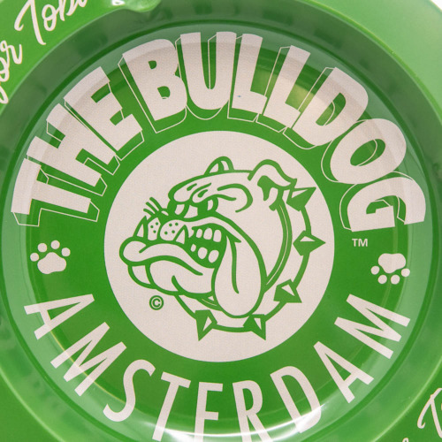 The Bulldog Original Green Metal Ashtray 14 CM Detail