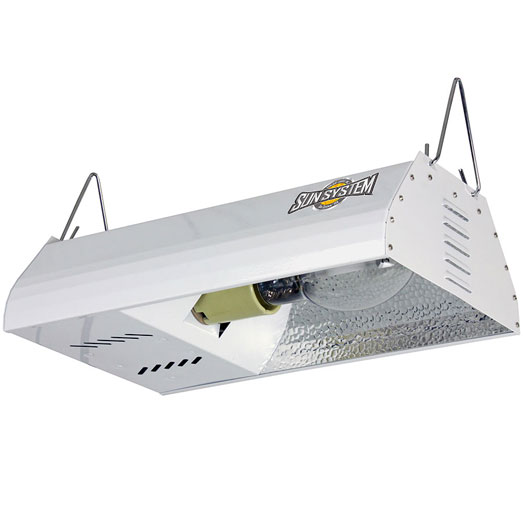 Een kleiner formaat HPS lamp. Een kleiner formaat HPS lamp.