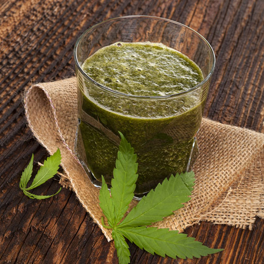 Cannabis smoothie met knipafval wiet. Zo ontspannend kan een smoothie zijn.